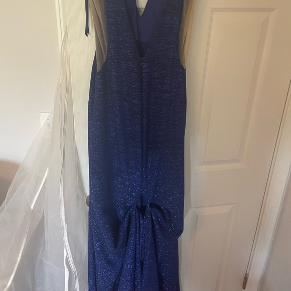 Jovani 45811 Prom Dress - Picture 4 of 9